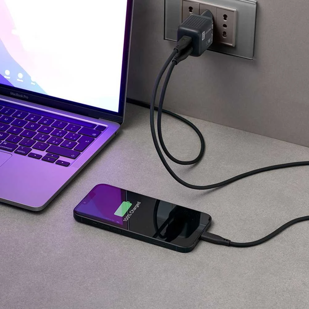 Cellular Line Cellularline Multipower Micro GaN - USB-C & USB-A Power Delivery 30W mains įkroviklis juodos spalvos