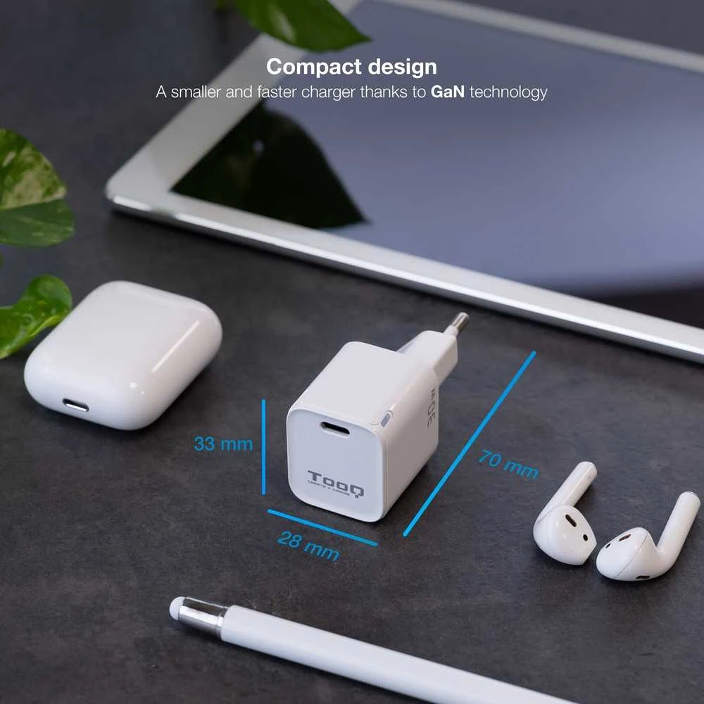 „TooQ GAN“ USB-C/PD sieninis įkroviklis, 30 W, baltas, skirtas naudoti patalpose, kintamosios srovės, baltas