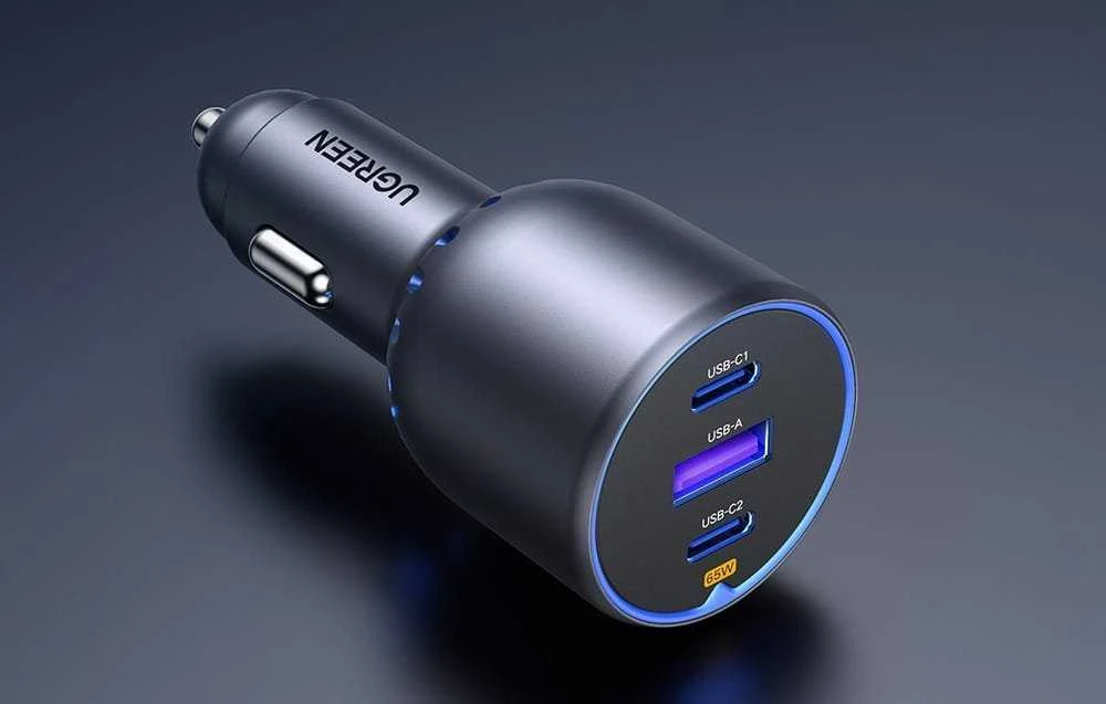 Ugreen Automobilinis įkroviklis 75W 12-24V USB-A + 2xUSB-C QC3.0 PD3.0, pilkas