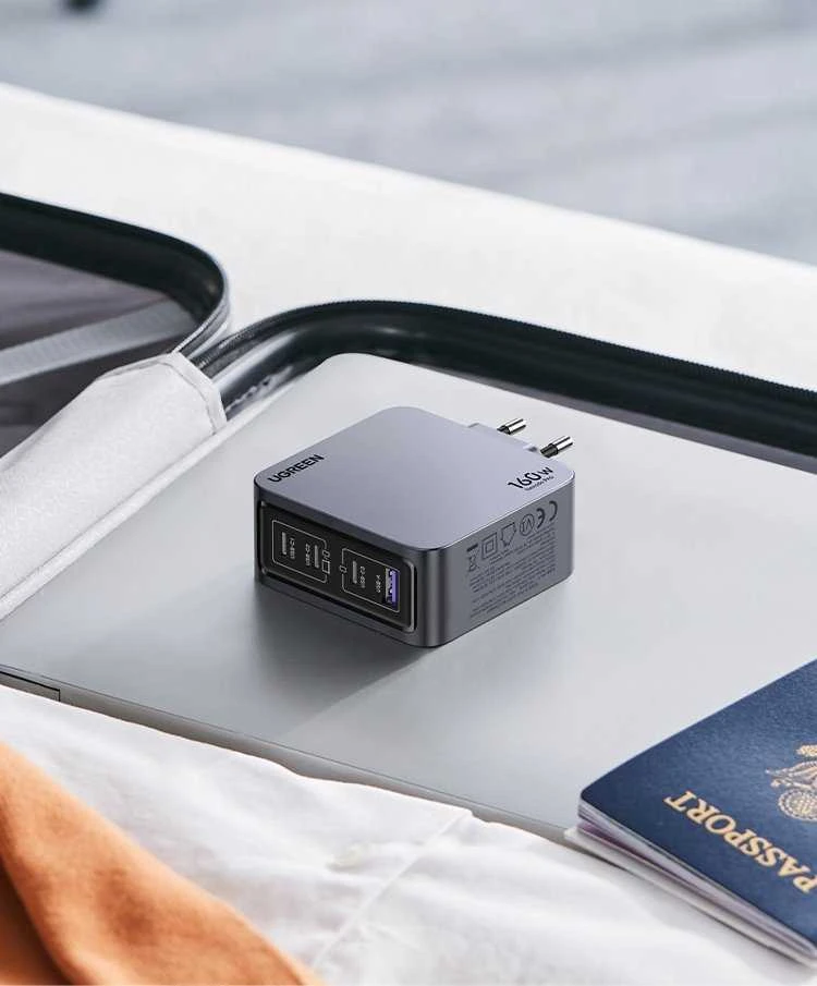 Ugreen Nexode Pro 160W 4 prievadų GaN USB įkroviklis