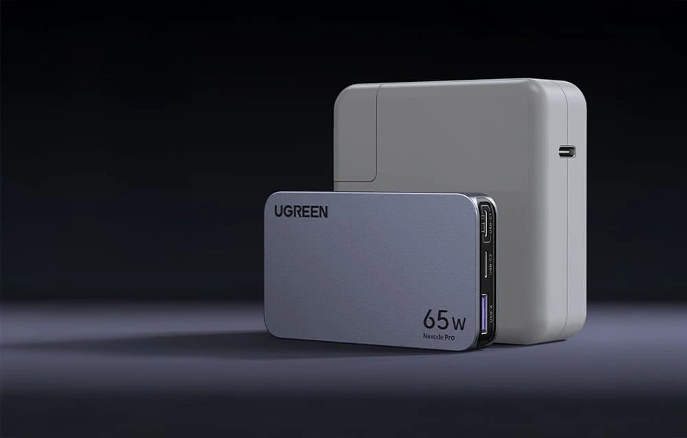 Mobiliųjų įrenginių ir nešiojamųjų kompiuterių sieninis įkroviklis UGREEN Pro 65W 3-Port GaN Ultra-Slim, su greituoju įkrovimu