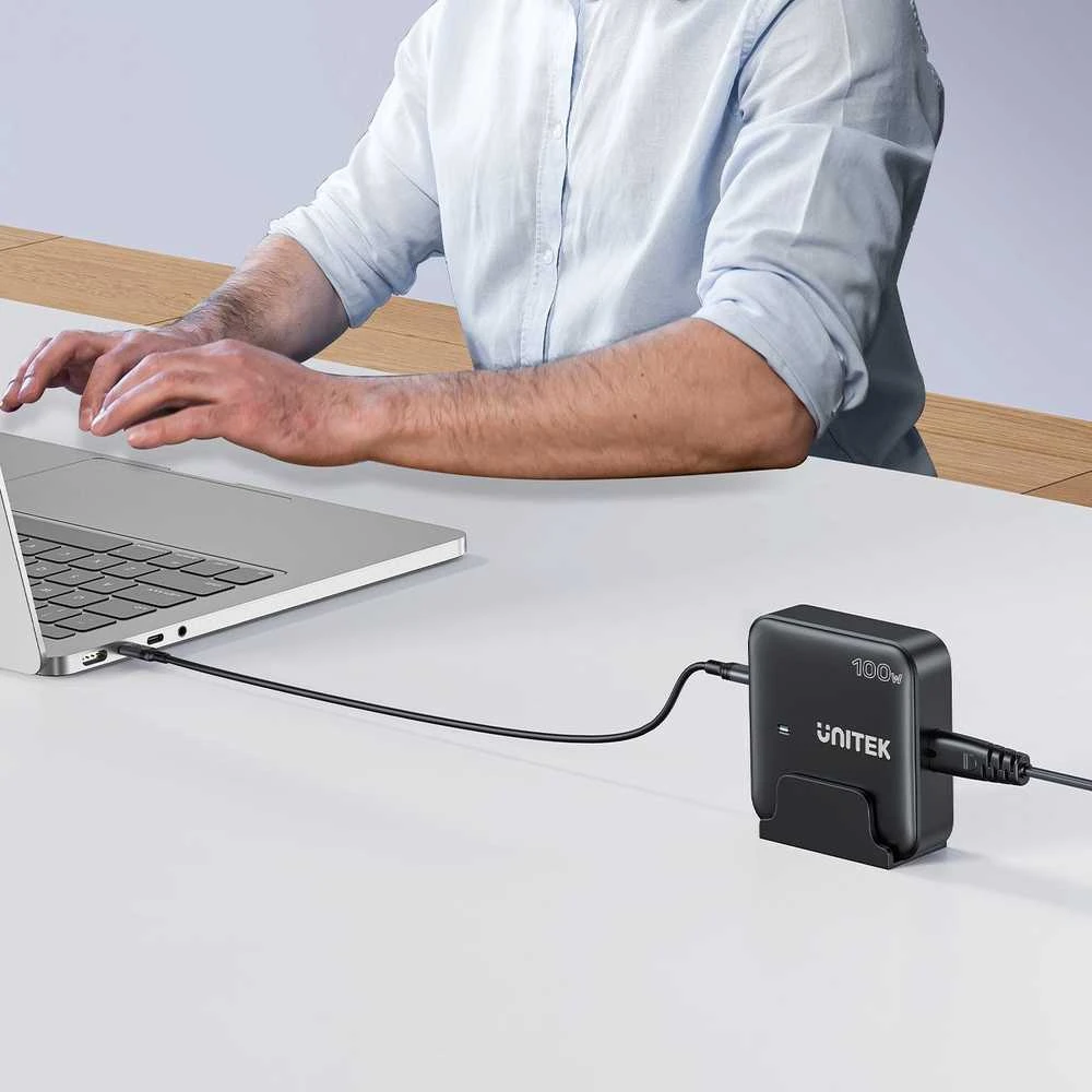 GaN tinklo įkroviklis - Unitek P1229AWH01-EU | 100 W 2x USB-C 2x USB-A