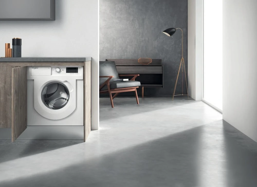 Įmontuojama skalbimo mašina Whirlpool BI WMWG 71483E EU N