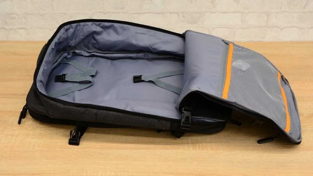 Carruzzo Inateck BP03006 kuprinė Kelioninė kuprinė Juoda