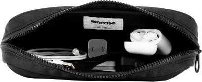 Incase Nylon Priedas Organizer - Juodas