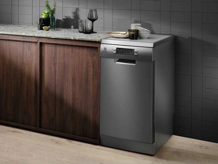 Indaplovė ELECTROLUX ESA63210SX