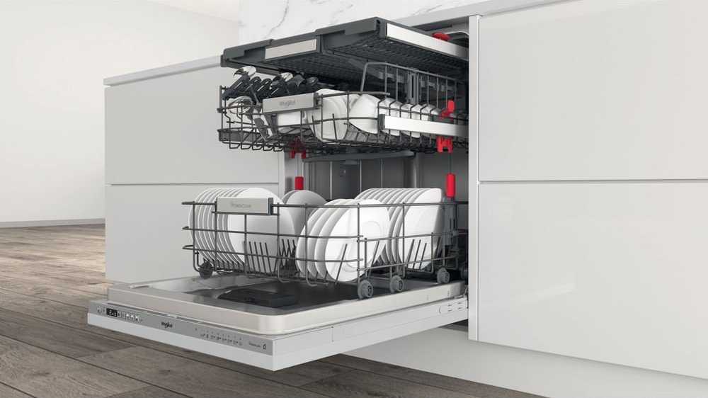 Indaplovė Whirlpool WIO3O26PL