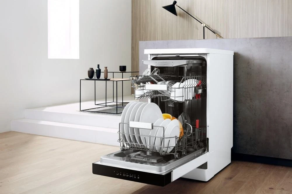 Indaplovė Whirlpool WSFO 3O23 PF (plotis 45cm, išorinis, baltos spalvos)