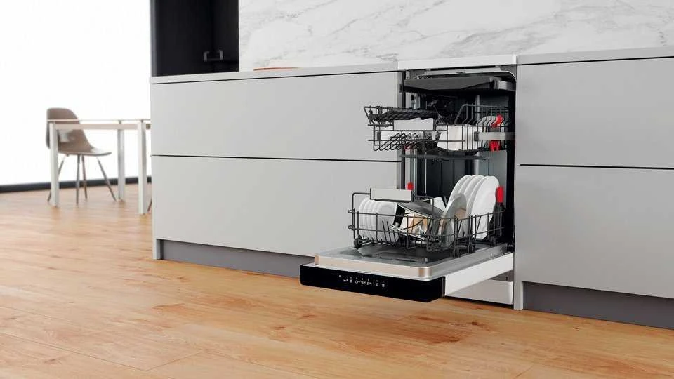 Indaplovė Whirlpool WSFO 3O23 PF (plotis 45cm, išorinis, baltos spalvos)