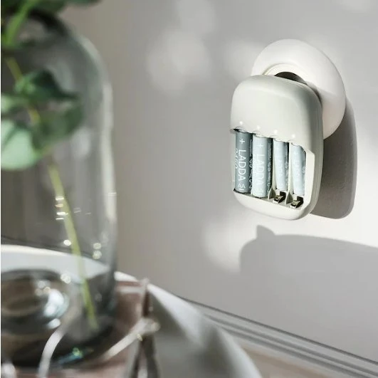 Inne Kitos baterijos IKEA LADDA AA 2450mAh R6 1.2V NiMH 4 vnt. Įkraunamosios baterijos įkrovikliui