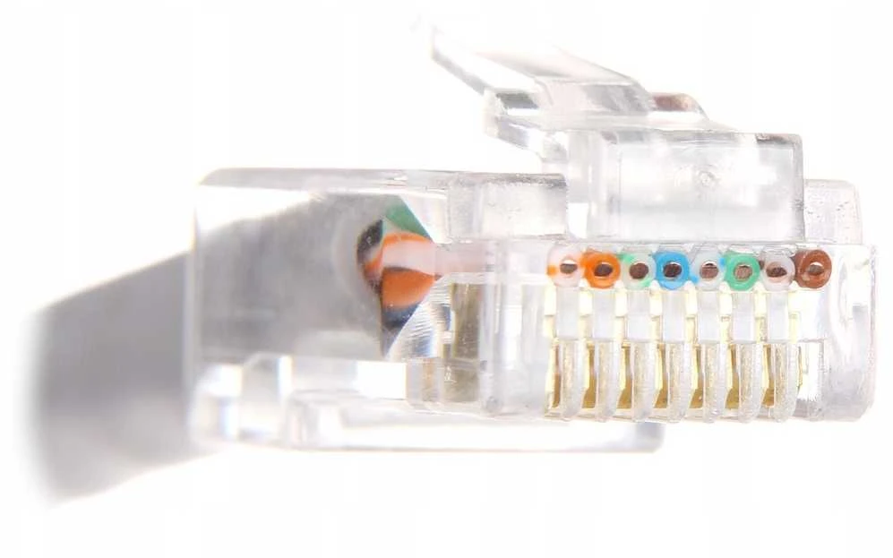 Wtyk Telefono kištukas. RJ45 8P 8C (laidas) per CAT.6E