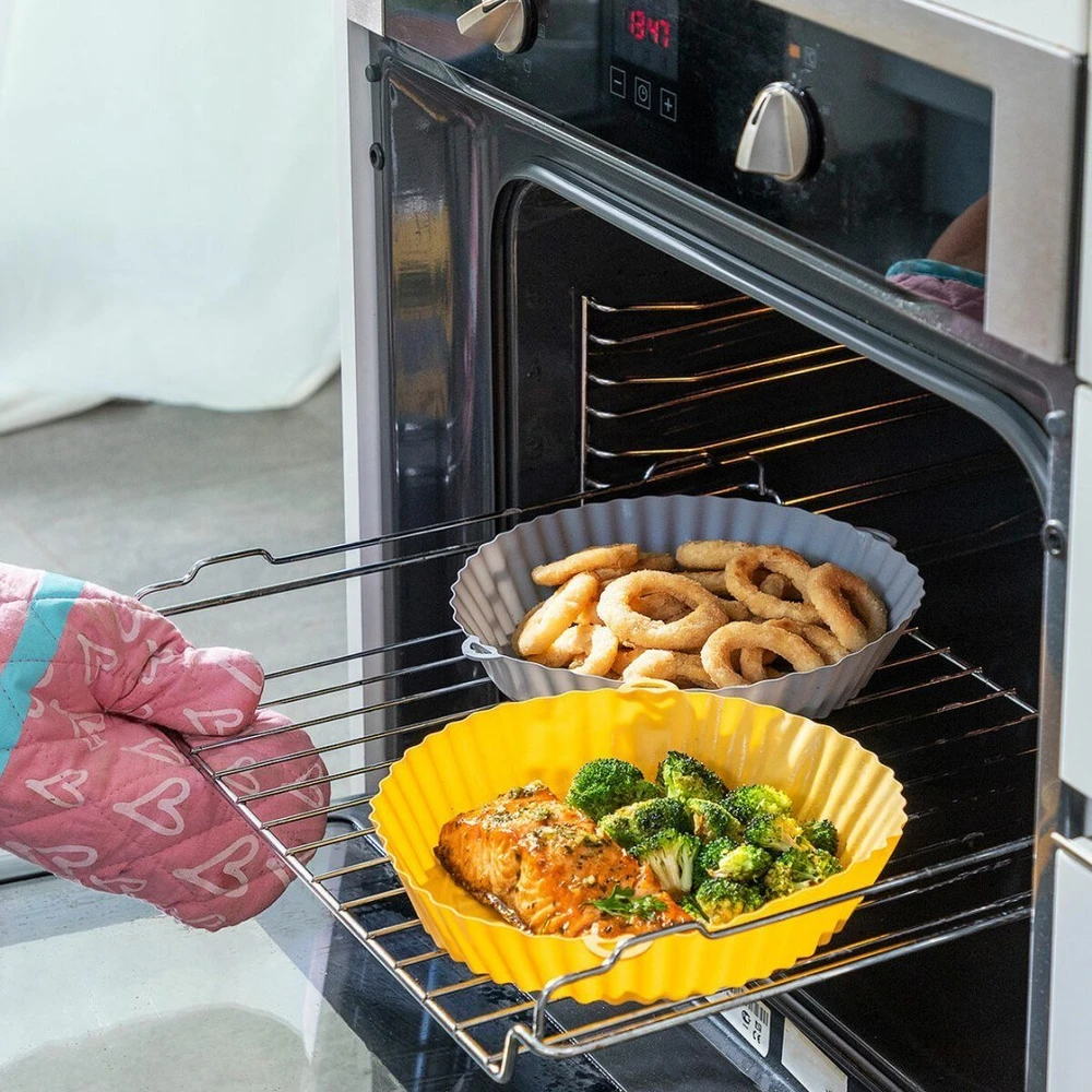 „InnovaGoods“ silikoninės formelės su šepetėliu, skirtos „Mollicon 2 vnt“ oro gruzdintuvei.