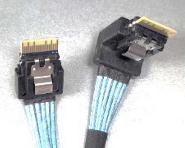 Intel Intel Cable Kit 1U SlimSas Cable x4 (CPU to HSBP) Kit CYPCBLSL104KIT