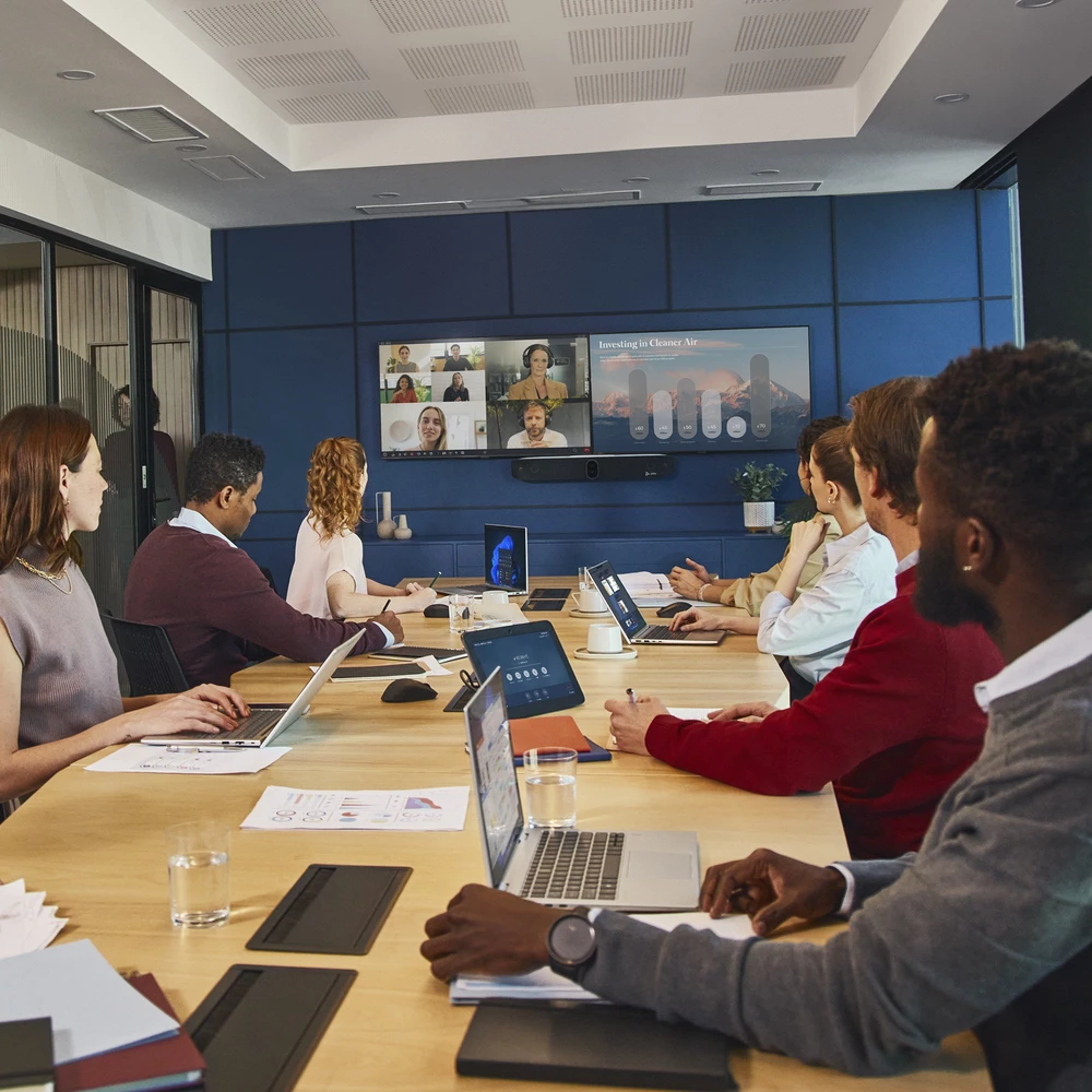 HP Internetinė kamera Poly Studio X72 No Radio or Power Cord All-in-One Zoom- i Microsoft Teams-certyfikowana Juodas (A4MA5AA)