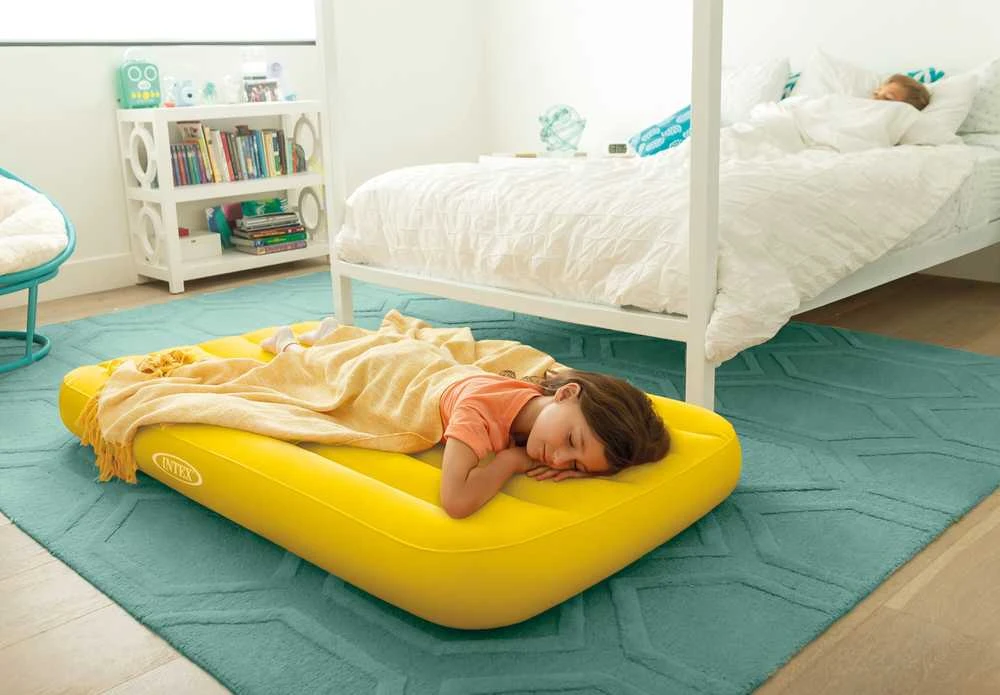 Pripučiamas vaikiškas čiužinys miegui 157x88x18 rožinis INTEX 66803