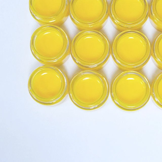 Iossi Mango ir kokoso cukraus lūpų šveitiklis su mango sviestu ir citrina 15 ml