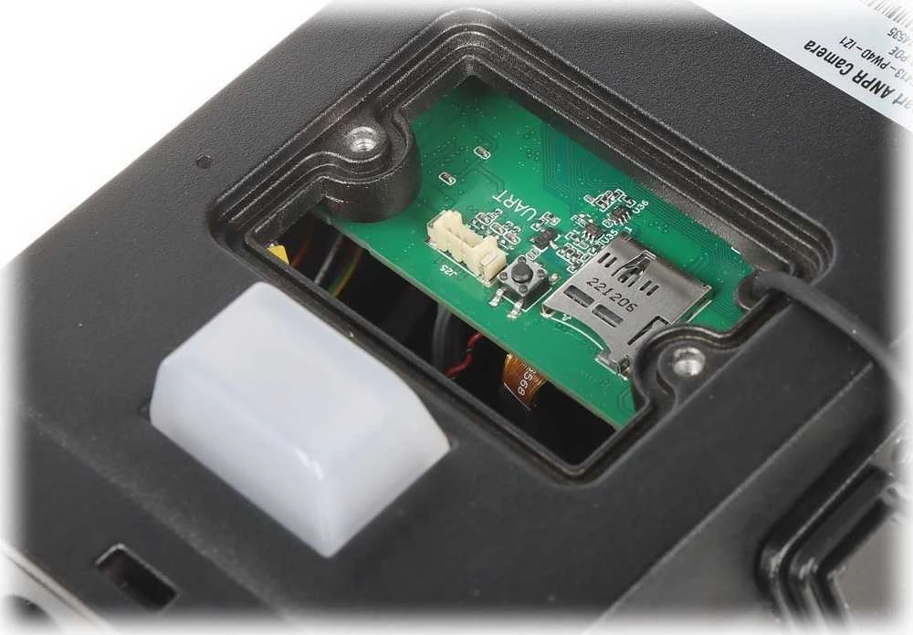 NUMERIŲ NUSKAITYMO IP KAMERA ANPR ITC413-PW4D-IZ3 - 4 Mpx 8 ... 32 mm - MOTOZOOM DAHUA
