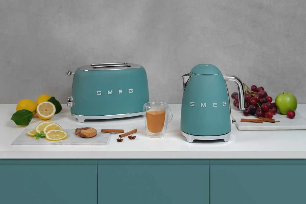 Elektrinis Virdulys - SMEG KLF03EGMEU 1.7L 2400W Automatinis Išjungimas Smaragdo Žalia