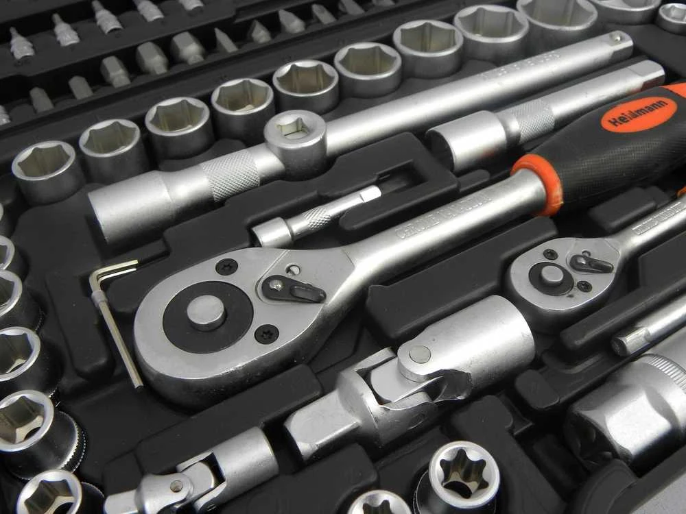 GEKO sukimo galvų ir terkšlių rinkinys 108 vnt. L-TECH 10151