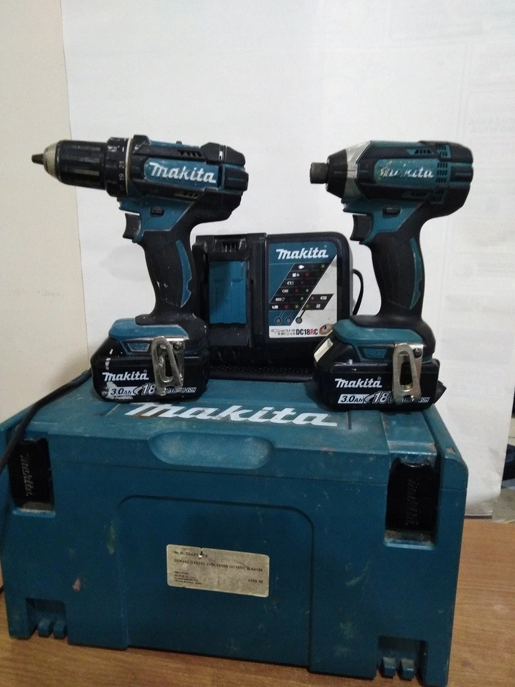 Makita įrankių komplektas DLX2127MJ 18V 2X4,0Ah Li-ion (DDF482+DTD152)