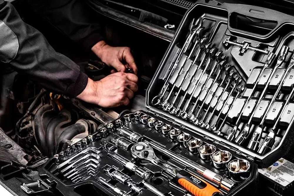 NEO tools 08-915 įrankių galvutė ir galvučių rinkinys