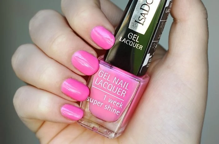IsaDora Gel Lacquer Glossy Finish Nagų lakas 222 Rožinė Bomb, 6 ml