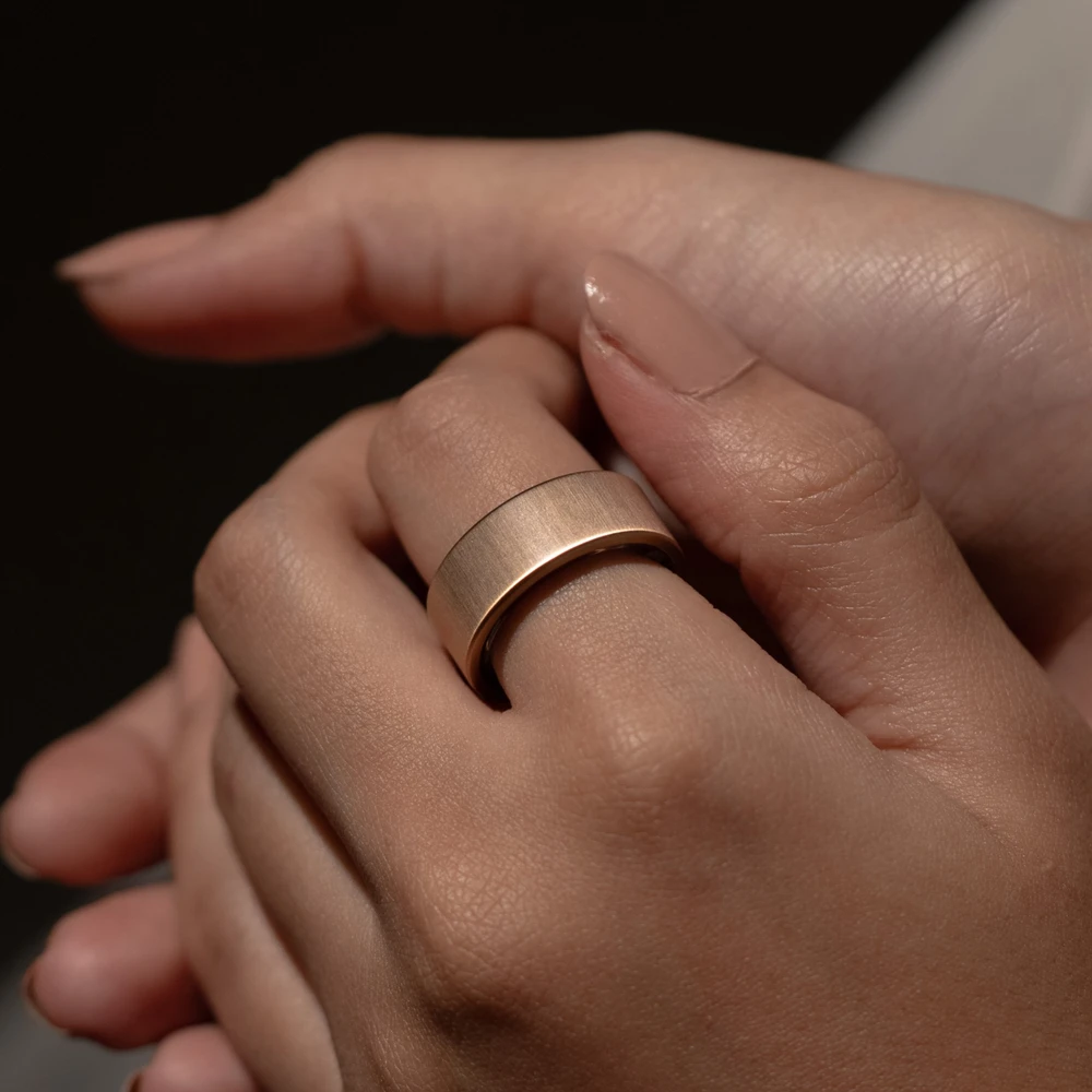 Išmanusis laikrodis Smartband Ultrahuman Ring Air - Smart Ring dla kobiet i mężczyzn - Wearable do śledzenia snu i fitnessu - Tętno - Smart ring Rose Gold Rozmiar 11 (UHRA-BRG-11-EUL7)