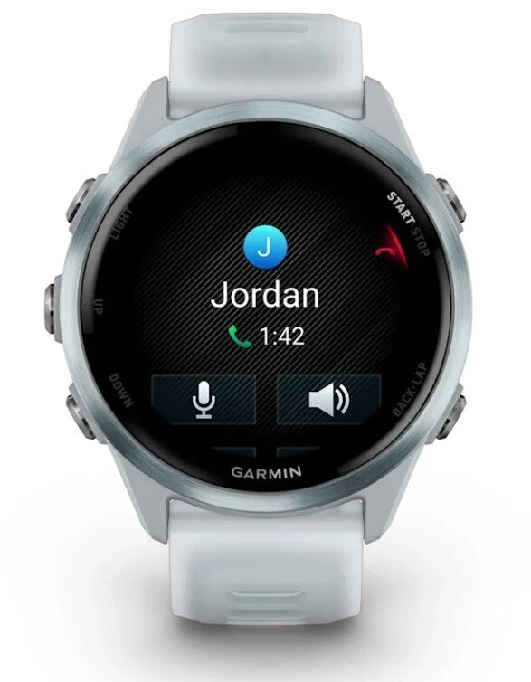 Išmanusis laikrodis Garmin Forerunner® 570 - 42mm Melsvos spalvos aliuminis su permatomu baltojo akmens / melsvos spalvos dirželiu