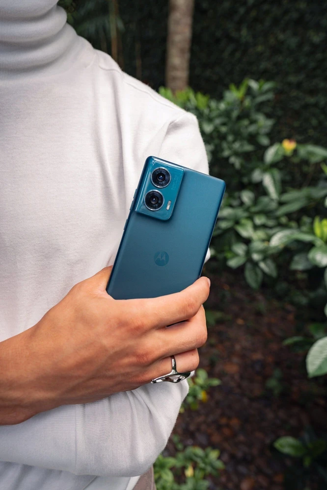 Išmanusis telefonas Motorola XT2429-2 Moto Edge 50 Fusion 5G 8GB RAM 256GB – Forest Mėlyna