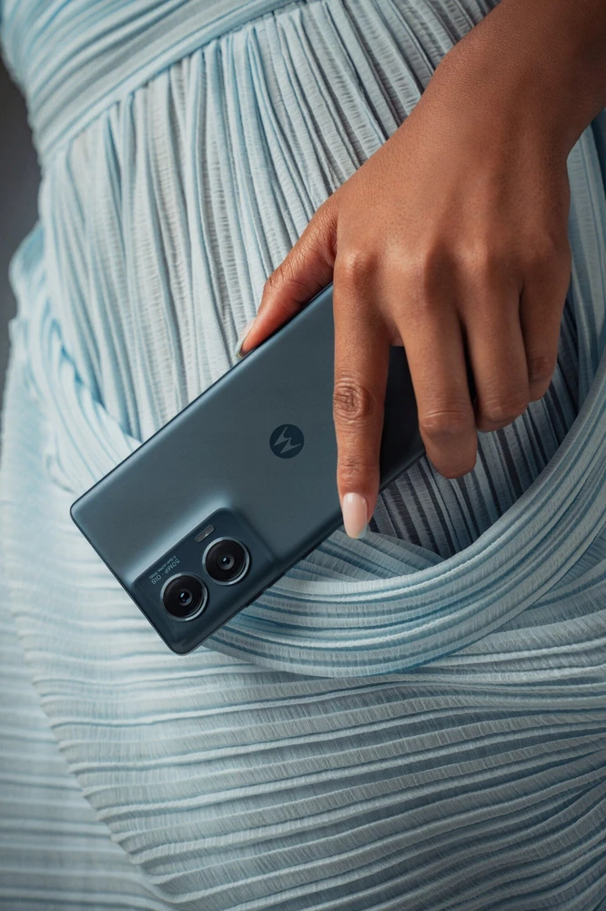 Išmanusis telefonas Motorola XT2429-2 Moto Edge 50 Fusion 5G 8GB RAM 256GB – Forest Mėlyna