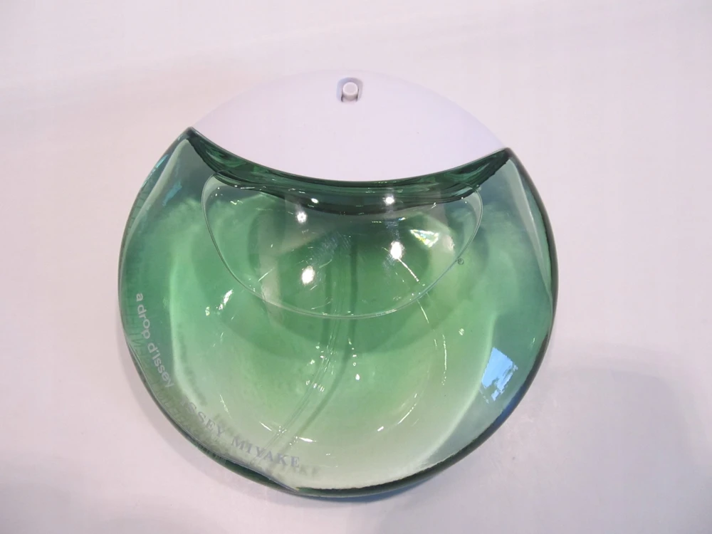 Issey Miyake A Drop D 'Issey Essentielle EDP parfumuotas vanduo moterims, 90 ml