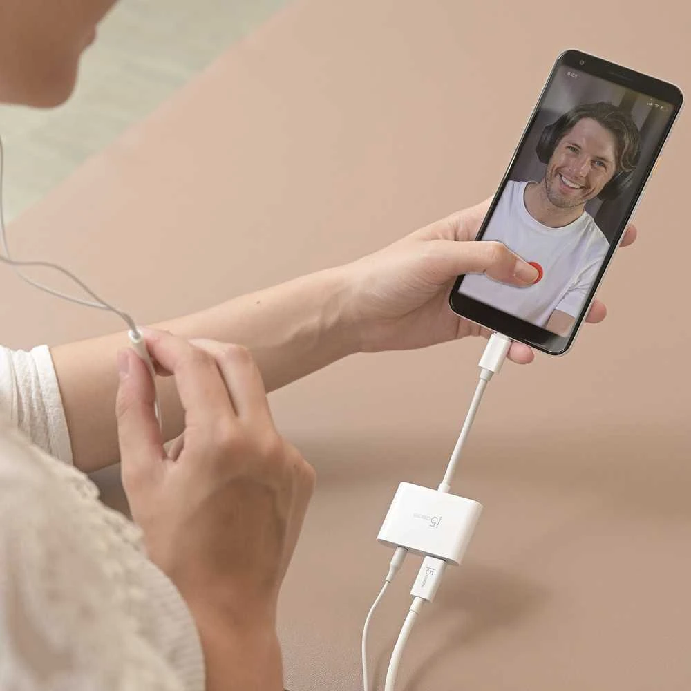 J5create – USB-C į 3,5 mm garso adapteris su maitinimo šaltiniu