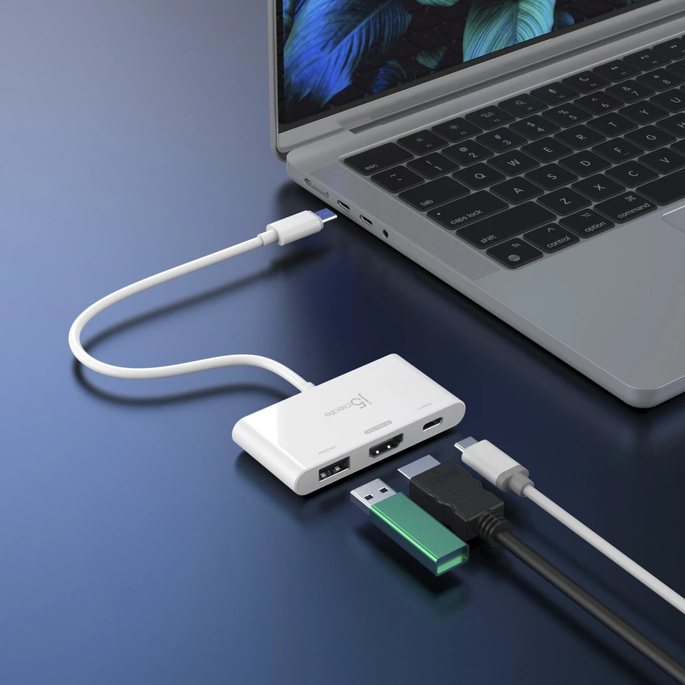 J5create – USB-C į HDMI 4K 144Hz ir USB 3.2 su 100W maitinimo šaltiniu