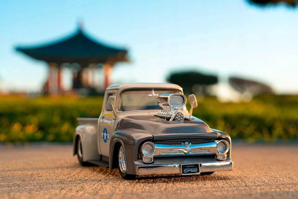 SIMBA *****JADA Street Fighter 1956Ford pikapas 325-5057