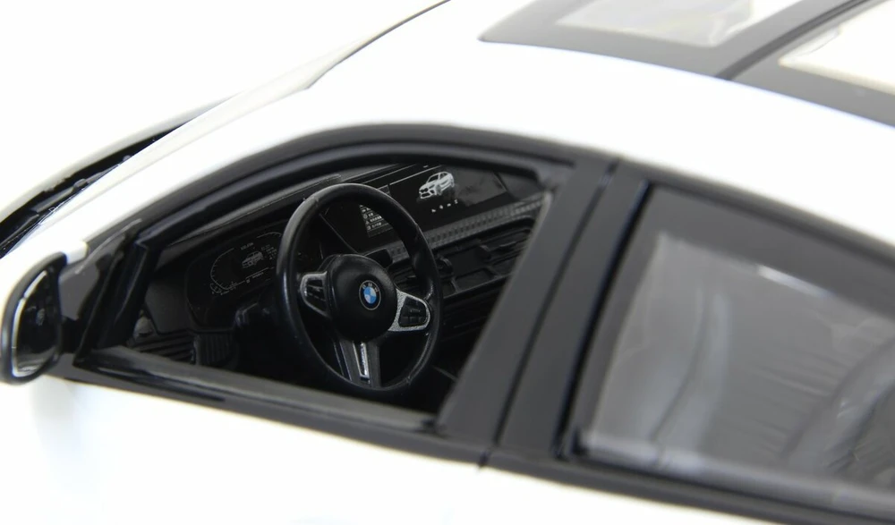 Jamara BMW X6 M 1:14 2,4GHz balta