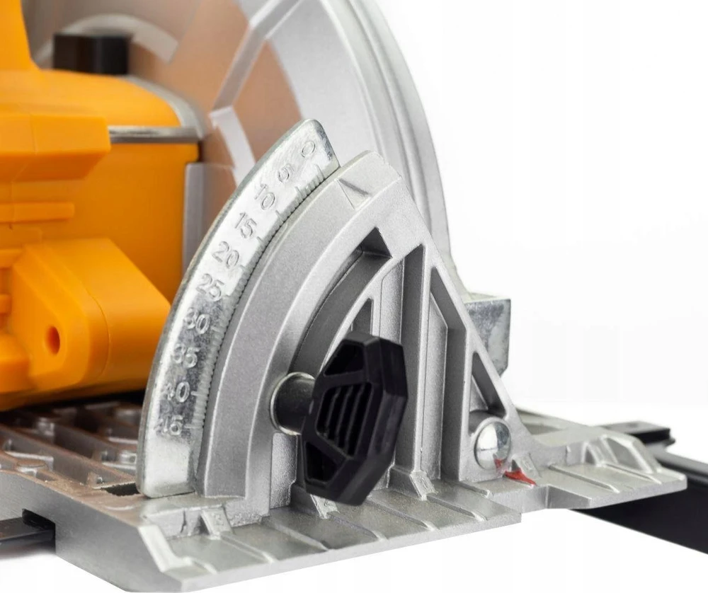 JCB diskinis pjūklas panardinamasis akumuliatorinis 18V 165mm (kompl.: akumuliatorius 2Ah, įkroviklis, krepšys)