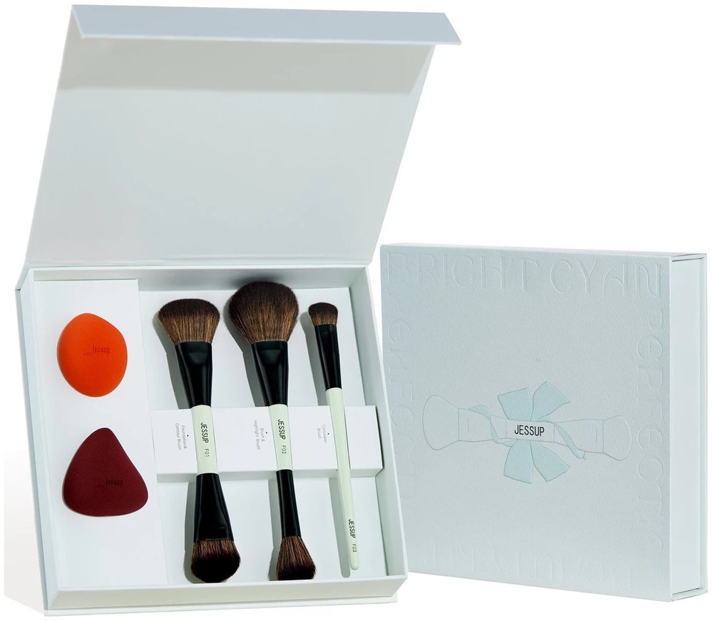 Jessup Ultimate Travel Makeup Tool Gift Kit makiažo šepetėlių rinkinys 3vnt. + makiažo kempinėlės 2 vnt. T510