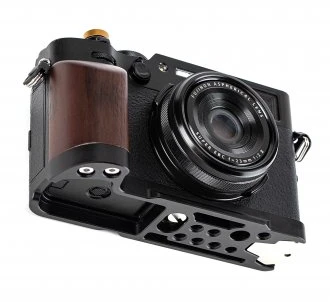 Ulanzi Fotoaparato Laikiklis - Fotopro QAL-X100VI Ergonomiškas Fujifilm X100VI/X100V Ebony/Aluminum