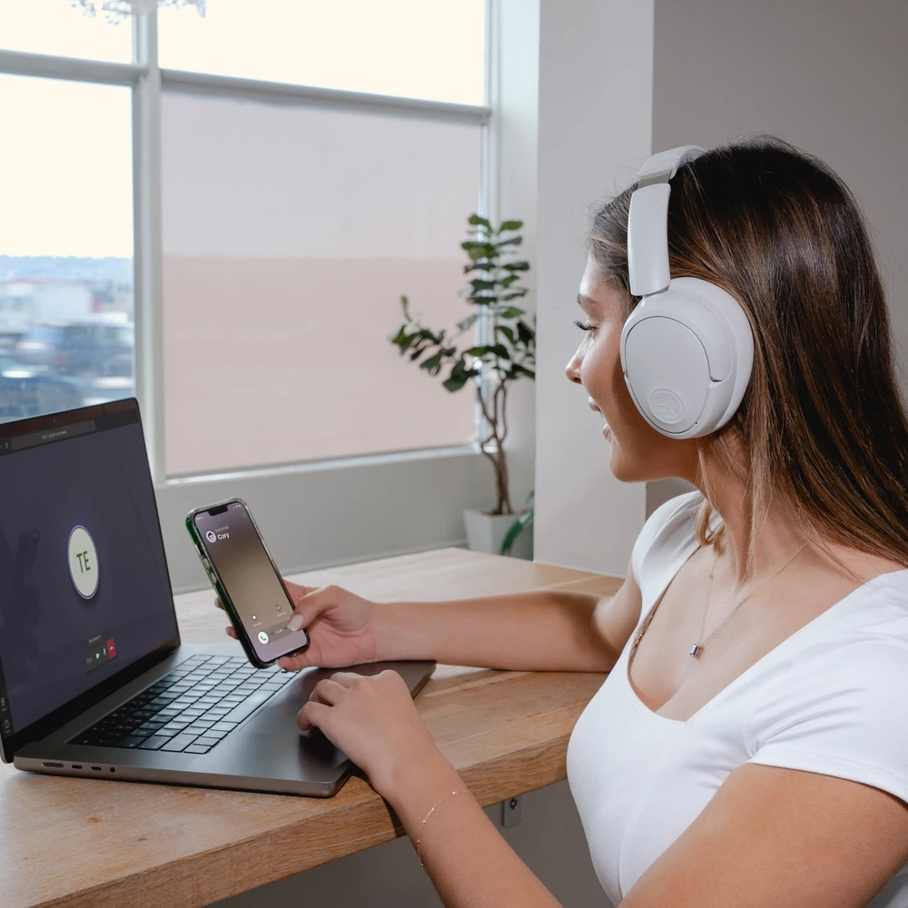 Ausinės JLab Audio JBuds Lux ANC Baltas (HBJLUXANCWHT20WEB)