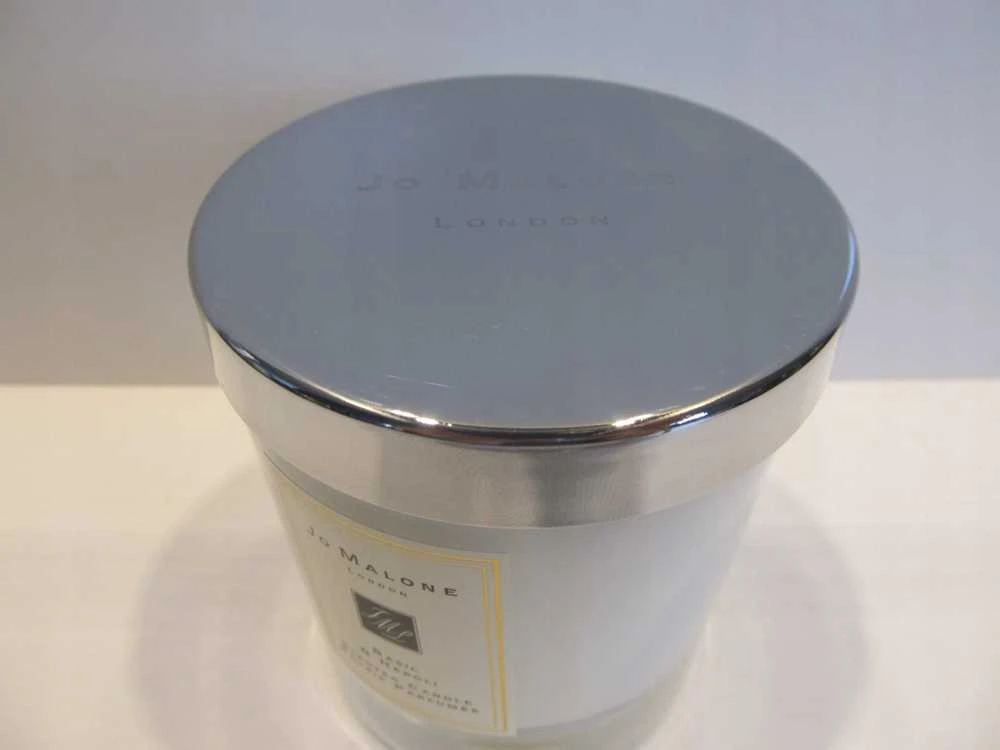 Basil Jo Malone JO MALONE BAZILIKŲ IR NEROLIŲ ŽVAKĖ 200 g