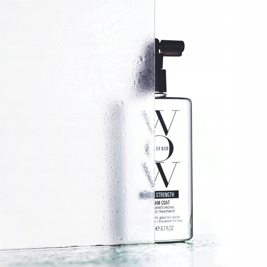 Color Wow Dream Coat Extra Strength intensyviai glotninantis purškiklis nuo pasišiaušimo, 200 ml