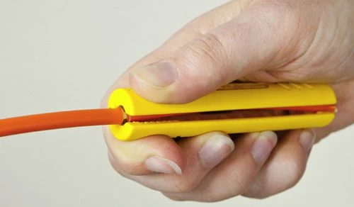 „Jokari“ nuplėšimo replės apvalioms 5,9 mm pluošto juostoms DC (30700)