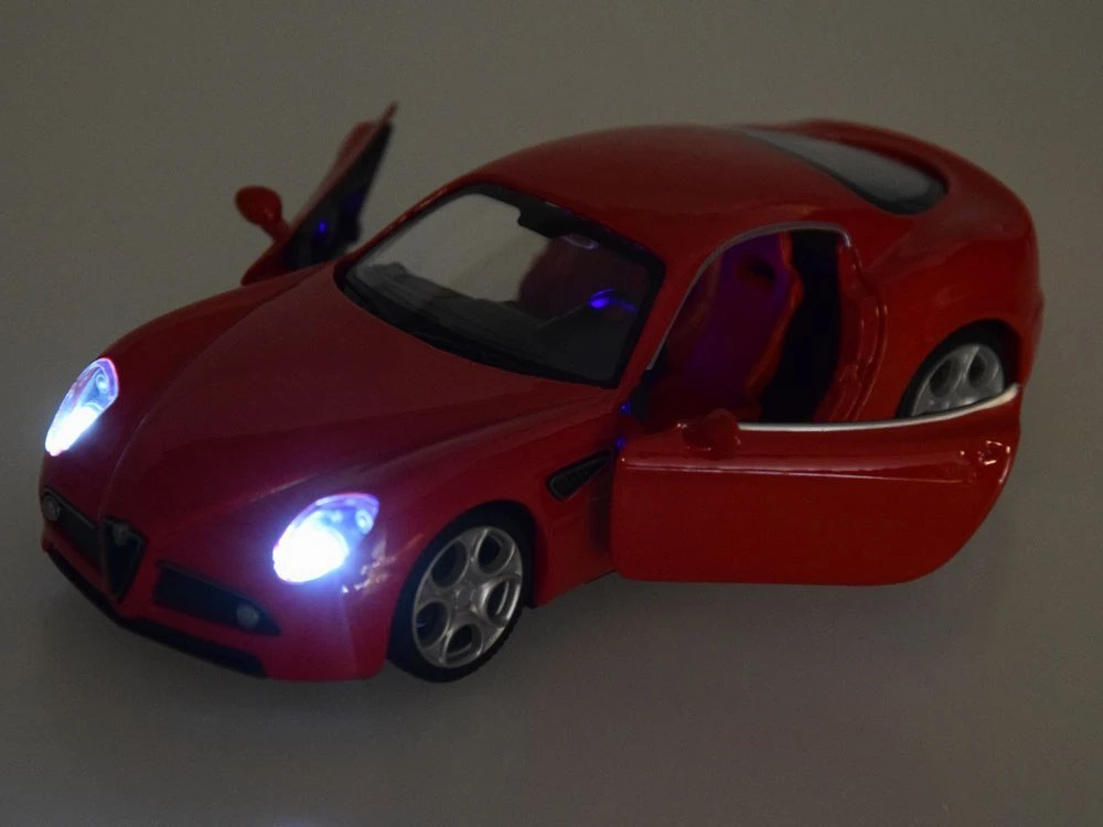 Jokomisiada „Metal Car“ modelių „Alfa Romeo 8c“ konkurso mastelis 1:32 žibintai za4607
