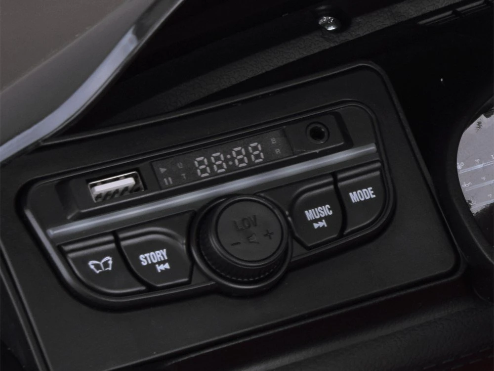 Jokomisiada Akumuliatoriumi varomas automobilis Mercedes SL 63 AMG