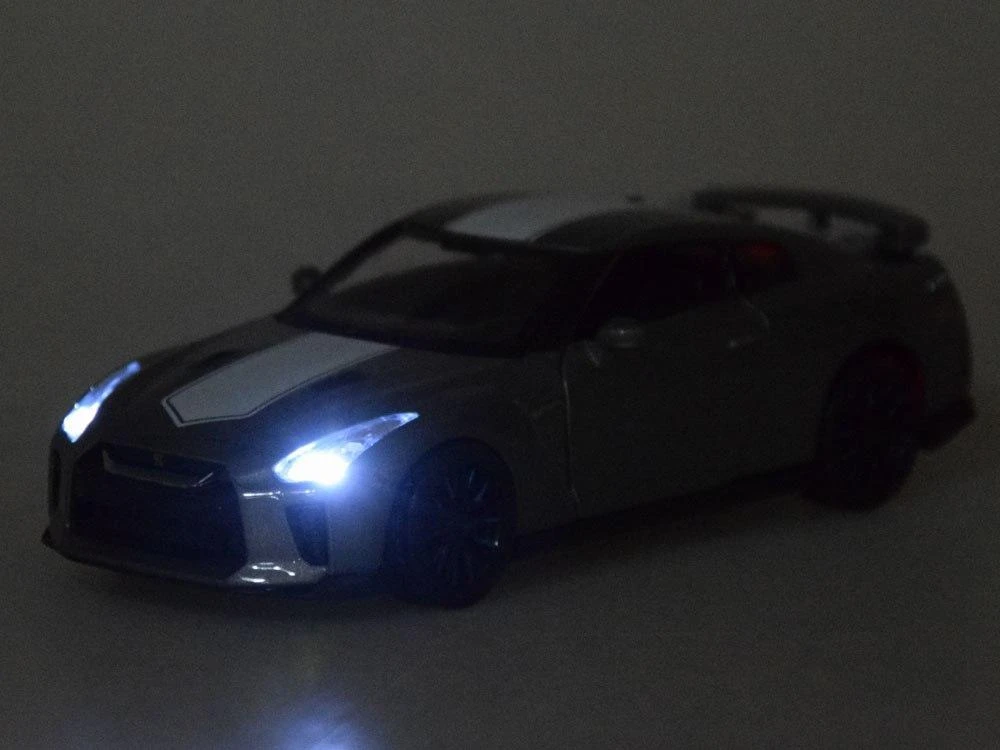 Jokomisiada Auto Nissan GT-R 1:32 metal car ZA3757