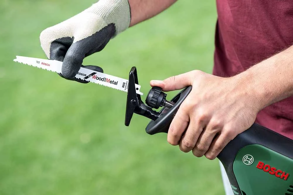 Bosch tiesinis pjūklas AdvancedRecip 18 be akumuliatoriaus ir kroviklio