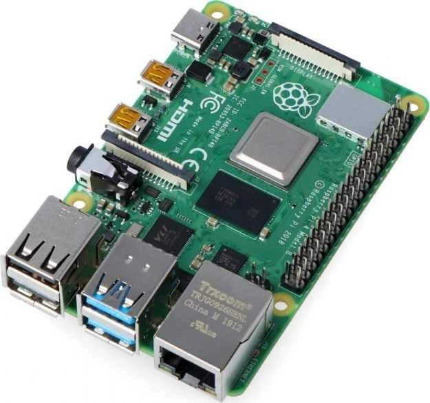 JustPi 4 Model B 8GB RAM + priedai