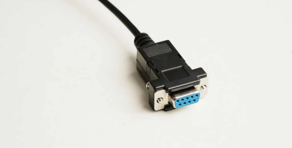 Kabelis MicroConnect Microconnect IBM029B-1,8 lygiagretus kabelis juodas 1.8m DB-9 DB-25