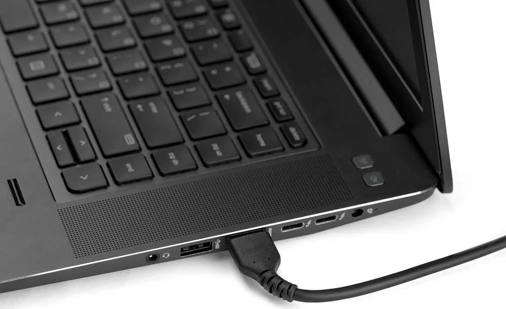 HDMI laidas prijungtas prie kompiuterio