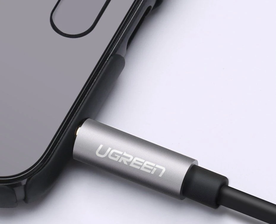 UGREEN AUX garso skirstytuvas 3.5mm 0.2m